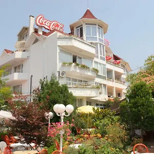 Kamelia Otel