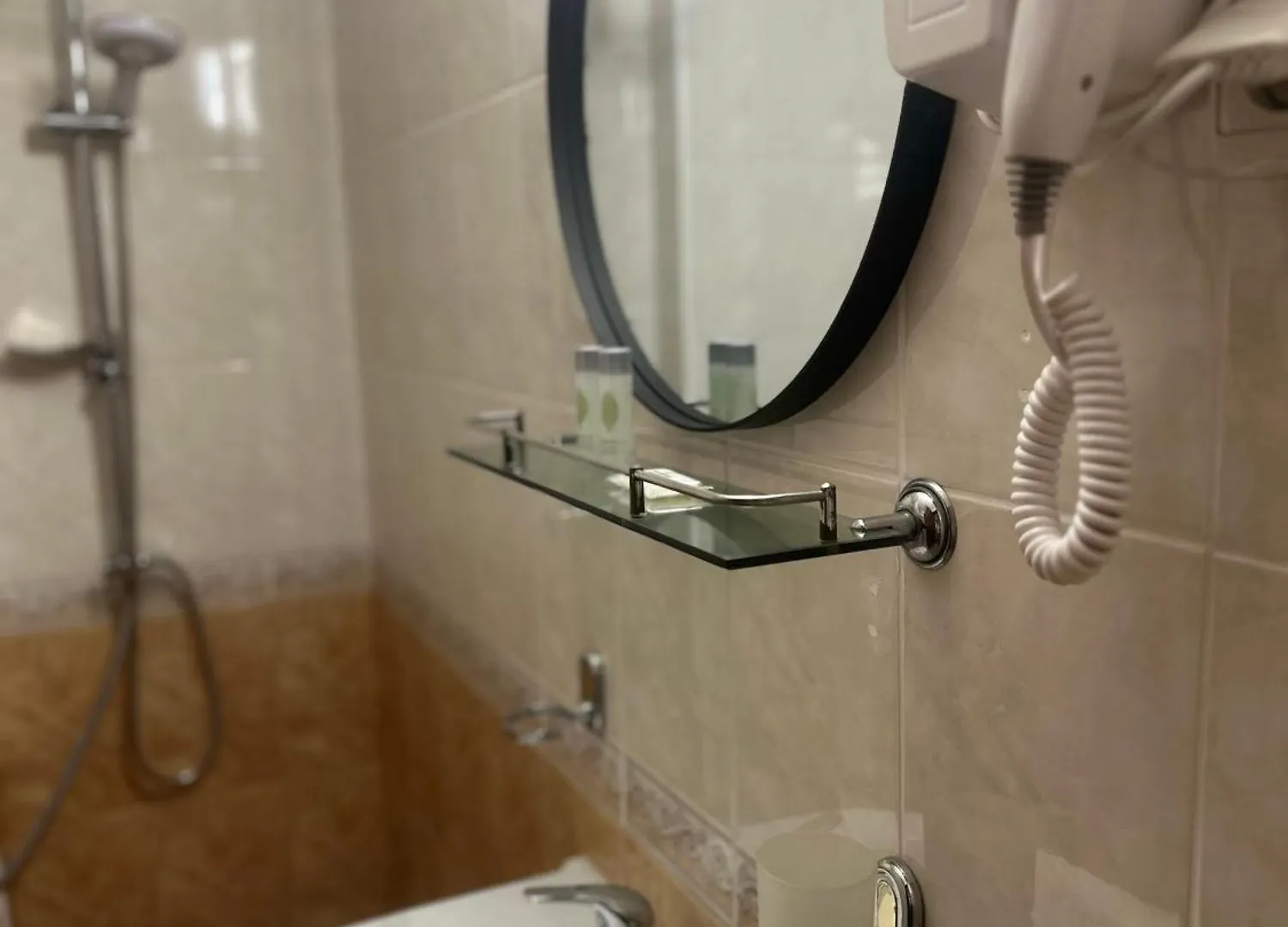 Brilliance Hotel Varna 3*,